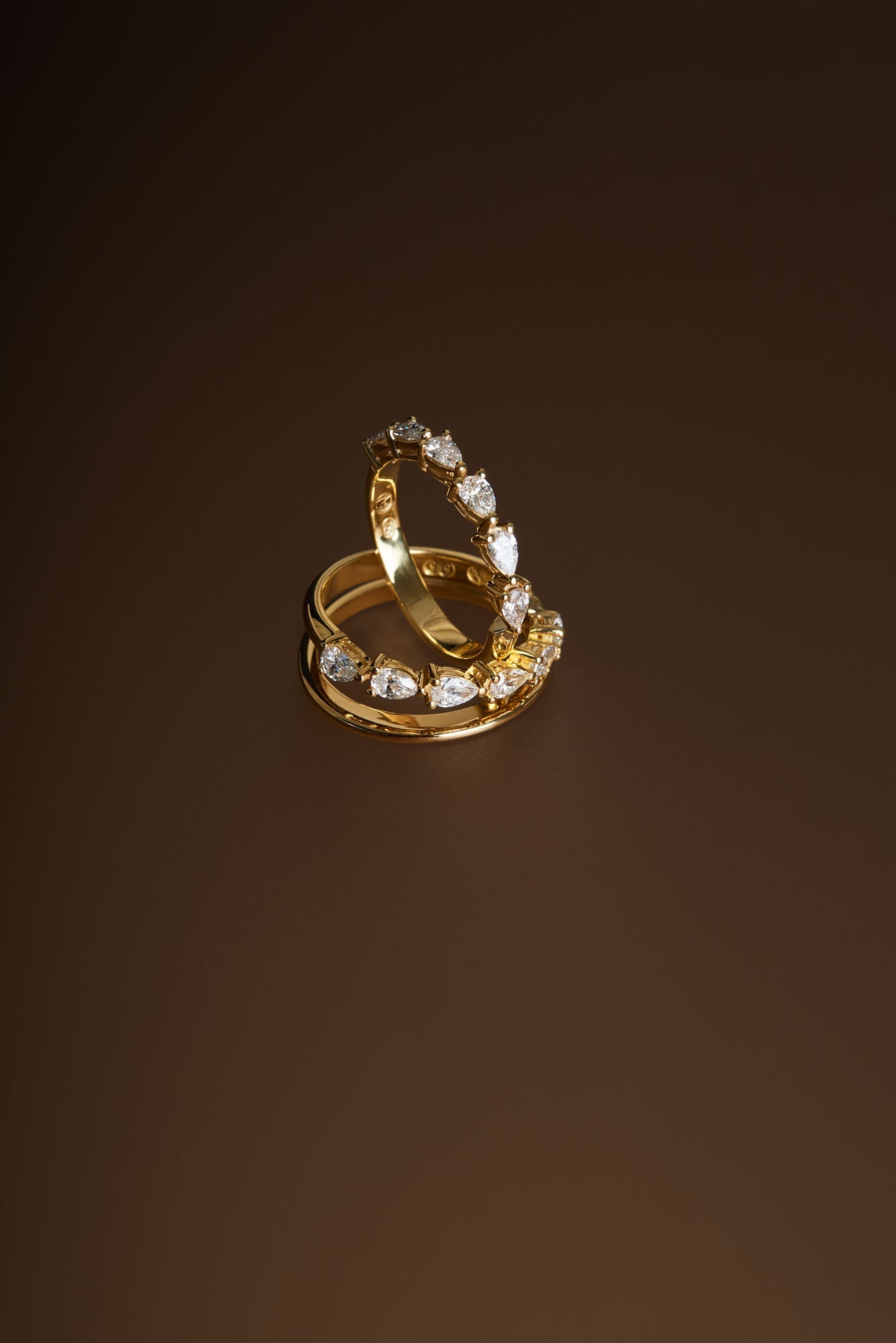 Pear Diamond Ring | 18K Yellow Gold